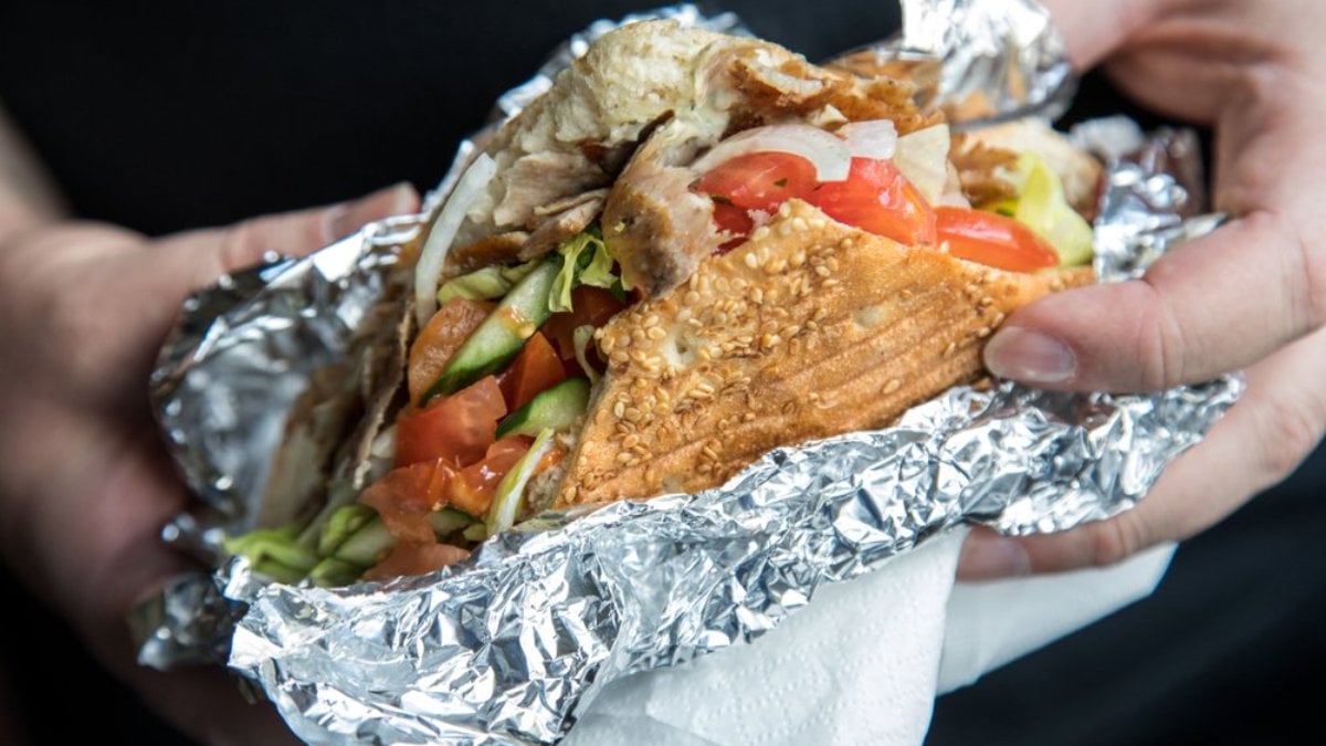 Döner fiyatları 200 TL ye çıkınca Almanya dan resmi açıklama geldi Sözcü