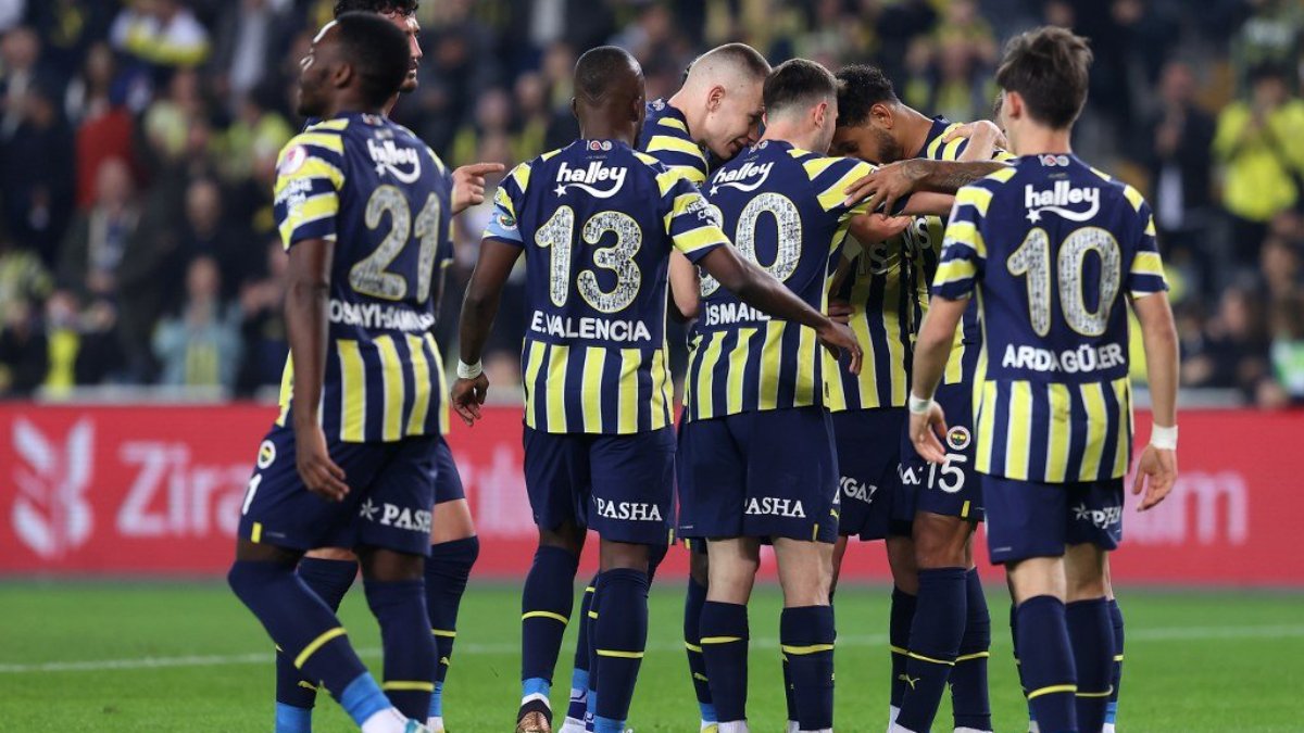 Avrupa Ligi nde Fenerbahçe Sevilla karşısında avantaj arıyor Sözcü