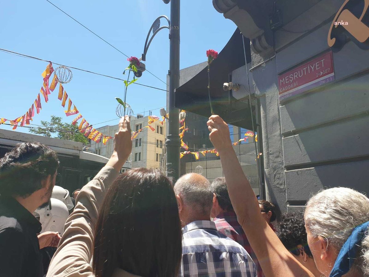 Cumartesi Anneleri polis tarafından engellendi Sözcü