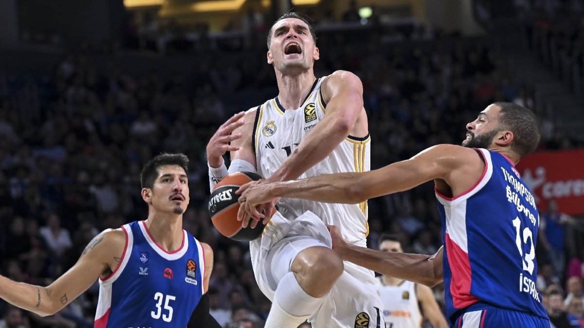 Real Madrid Anadolu Efes I Ma Lup Etti S Zc