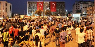 'Duran Kadın'a kapkaç şoku