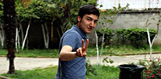 Bilal'i protesto eden genç neler yaşadı?