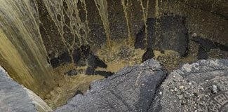 Gökçek'in Batıkent'i çöküyor