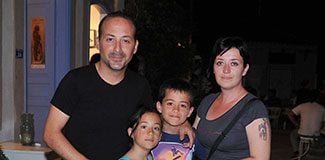 Yeşil terlikli Tolga