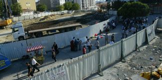 Esenyurt'ta bariyer isyanı