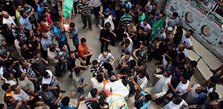 İsrail hastaneye bomba yağdırdı