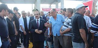 Vali Coş, öylece kaldı