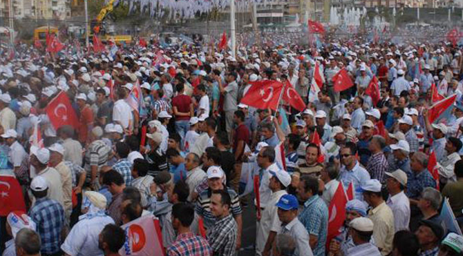 Erdoğan'ın mitinginde hırsızlık şoku!