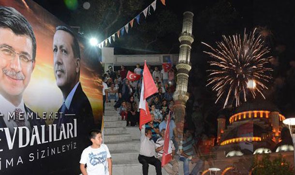 Konya'da Davutoğlu coşkusu