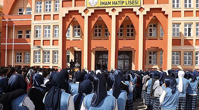 İmam Hatip patlaması!