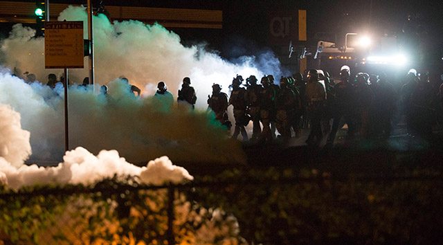ABD'den protestoculara silahlı müdahale!
