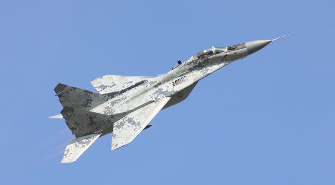 Savaş uçağı düşürüldü