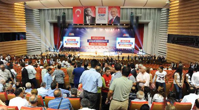 CHP Parti Meclisi'ni seçiyor