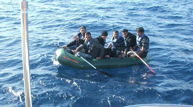 Ege'de 73 kaçak göçmen yakalandı
