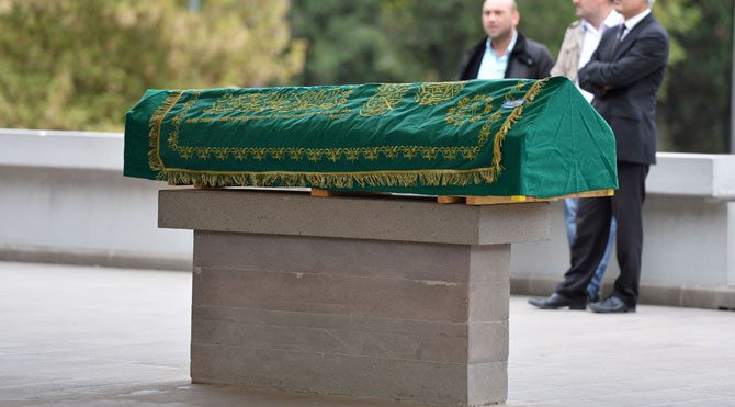 Cem Garipoğlu toprağa verildi