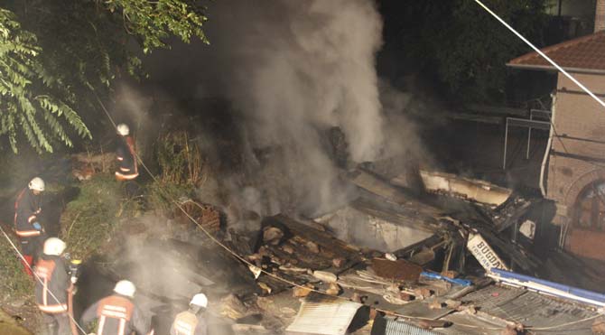 ankara-ulus-yangin-671