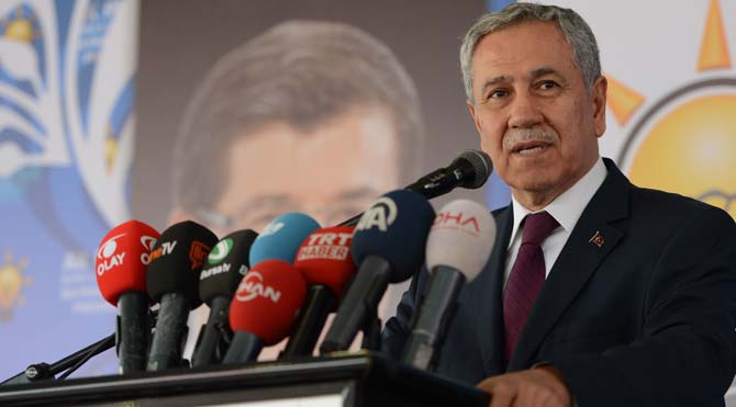 Bülent Arınç'tan Leman Sam'a sert sözler