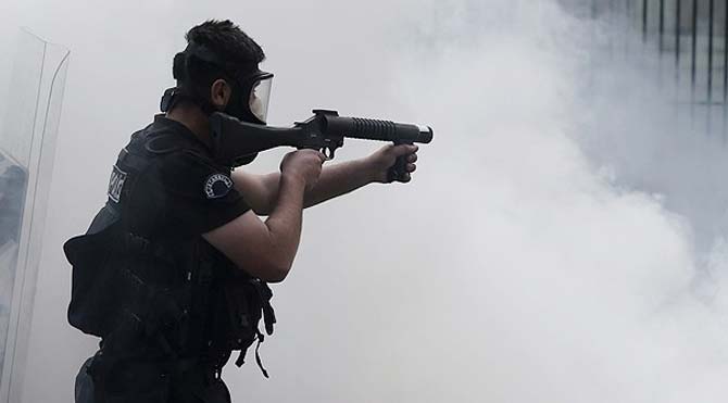 Polisin yetkisi genişletiliyor