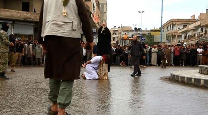 IŞİD şimdi de çocukların başını kesti