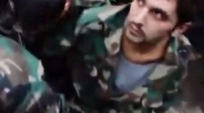 Suriye askerleri IŞİD taraftarlarınca linç edildi