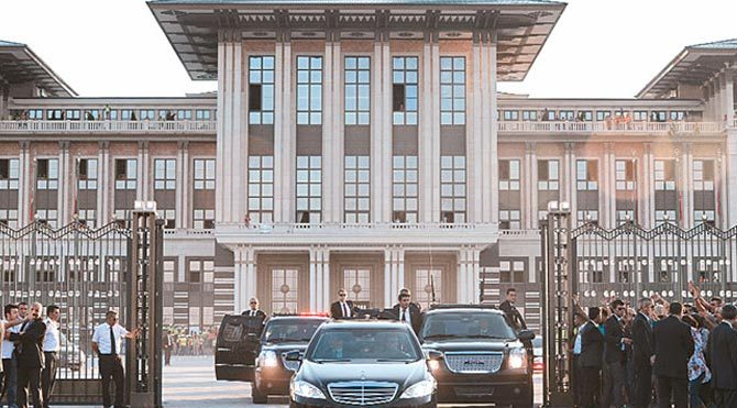 'Sarayımız kaçak değildir!'