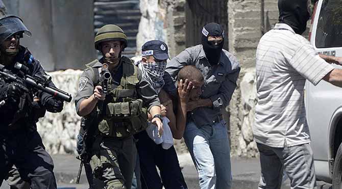 Batı Şeria'da 11 Filistinliye gözaltı