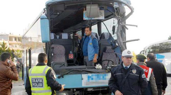 Antalya'da otobüs kazası