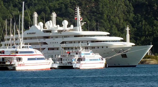 Lüks yat servet bıraktı!