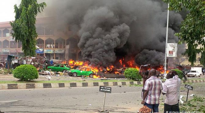 Nijerya'da bombalı saldırı: 40 ölü