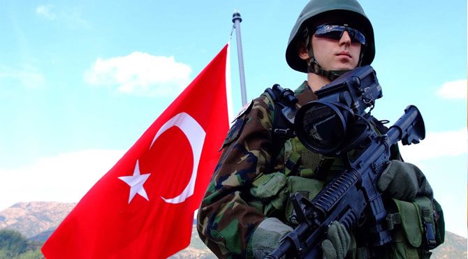 Bedelli askerlik çıktı, sosyal medya yıkıldı!