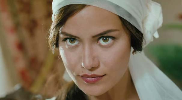 Vefasız Fahriye Evcen