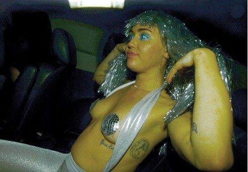 23B9A2A800000578-2860141-image-a-15_1417675815393