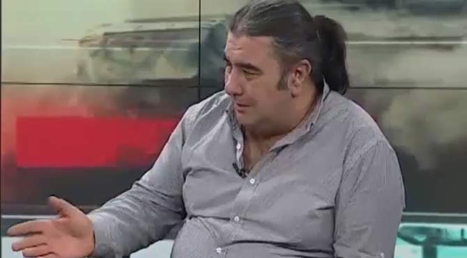 Gazetecinin annesini bile dinlemişler