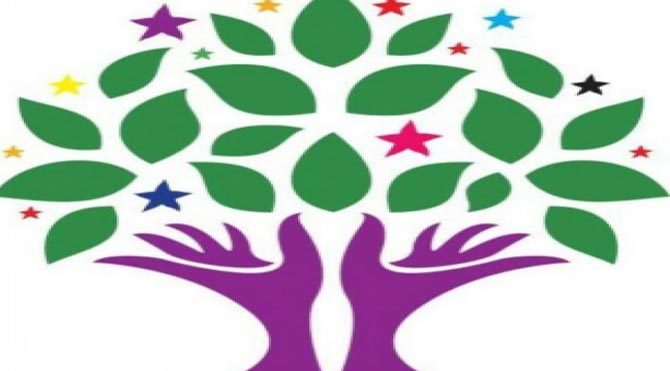 Davutoğlu'na jet yanıt