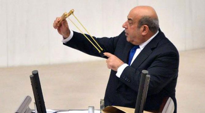 Sizin hükümet kuş mudur korkuyor!