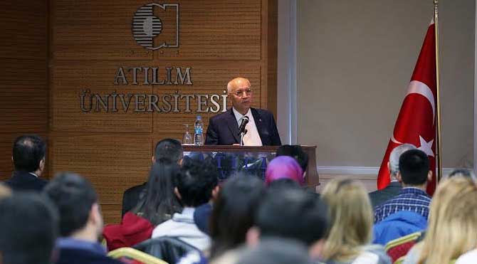 Yaşar’dan üniversitelilere “belediyecilik” dersi