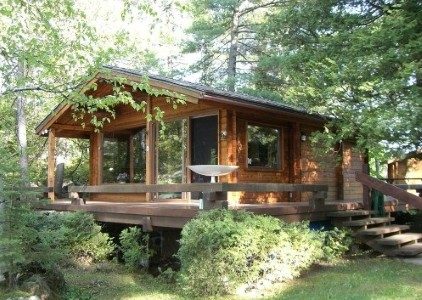 241629F400000578-2875897-Hidden_among_the_trees_is_a_523_square_foot_open_concept_log_cab-a-5_1418741774510