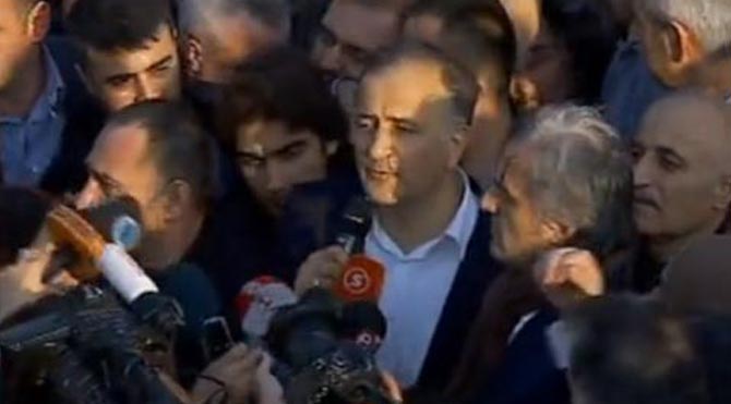 Ekrem Dumanlı: İade ediyorum