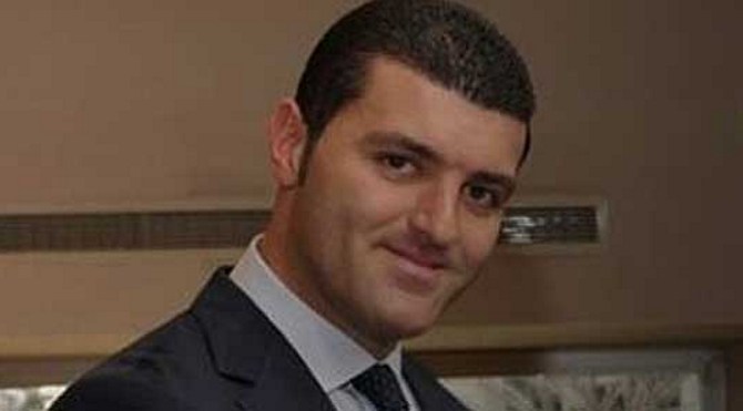 Emir Sarıgül kimdir? Emir Sarıgül istifa etti! 
