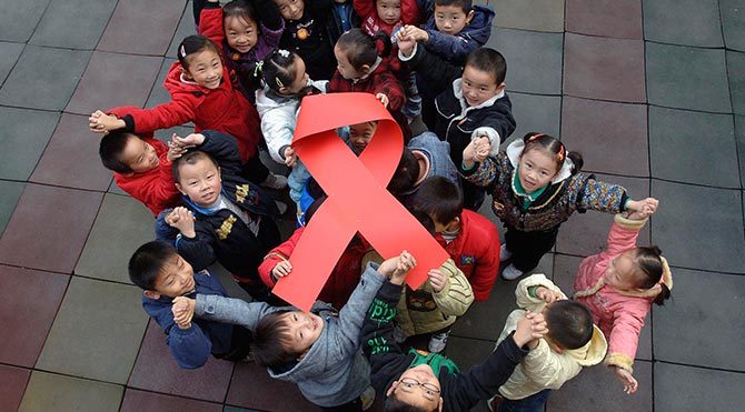 HIV taşıyıcısı çocuğa karantina istemi