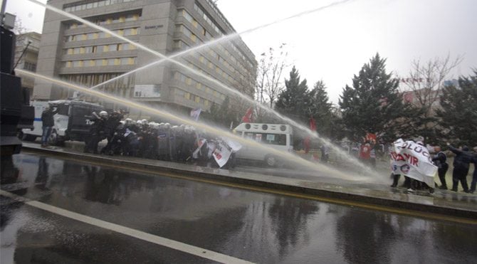 Ankara savaş alanına döndü