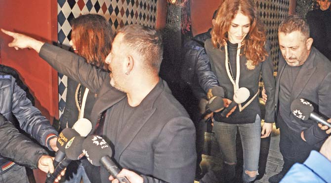 Ozan’la Meryem geçiyor