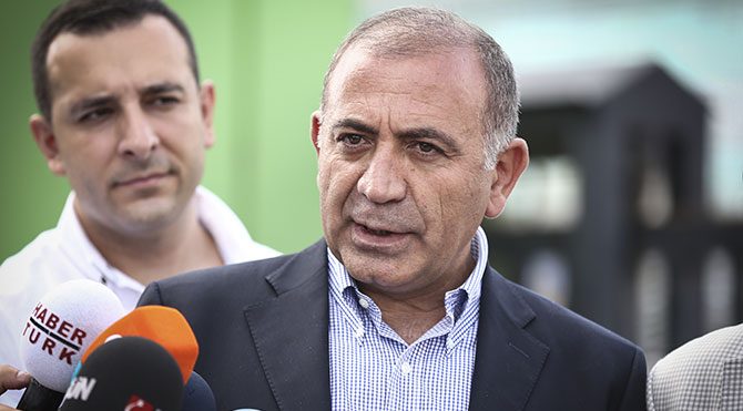 CHP'li Tekin'den Yüce Divan göndermesi