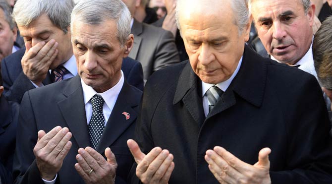 Davutoğlu'ndan imkansızı istedi