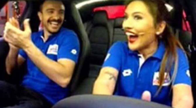 Demet Hira’ya ilk Mercedes’ini verdi