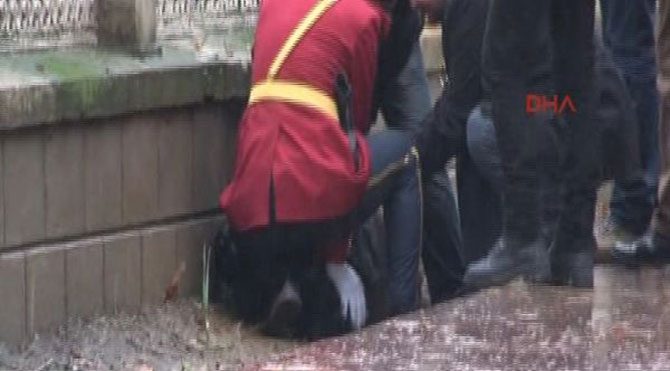 Dolmabahçe Sarayı'na silahlı saldırı!