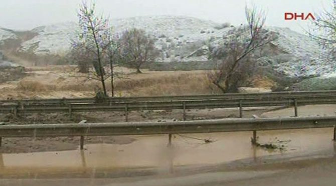 İstanbul'da TEM yolu kapandı!
