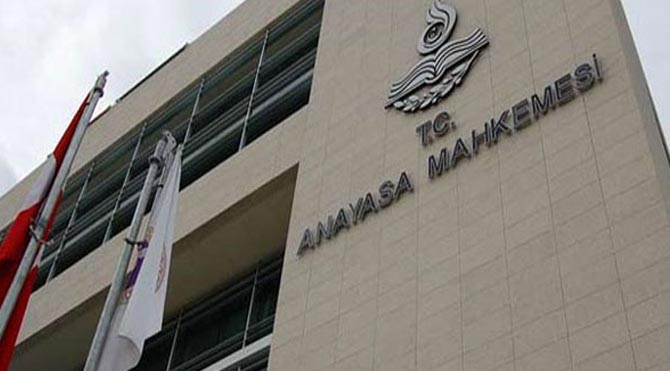 17 Aralık AYM'ye taşındı