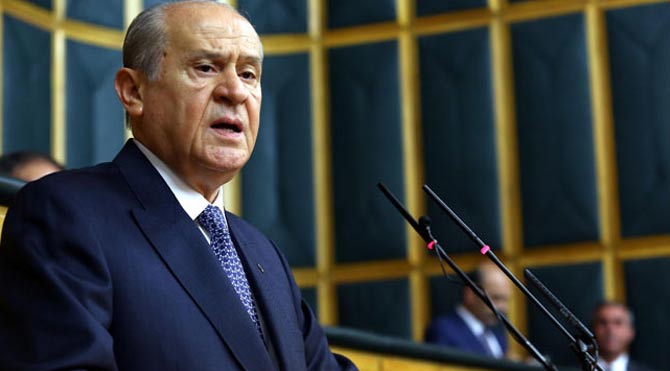 Saray'daki o karşılamaya sert eleştiri