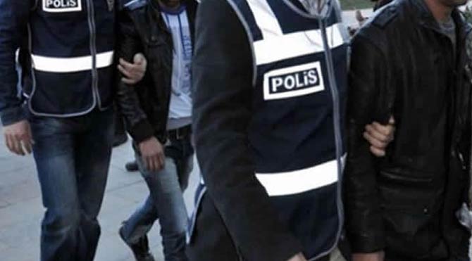 İstanbul'da polise operasyon